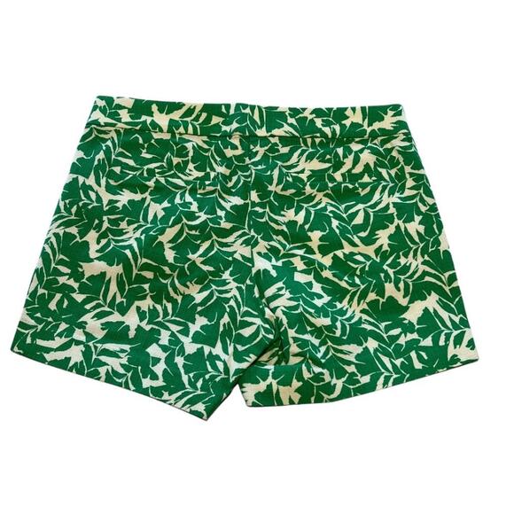 J. Crew Women's Green White Leaf Floral Pattern Short Size 6 Tropical Hawaiian - Picture 6 of 16
